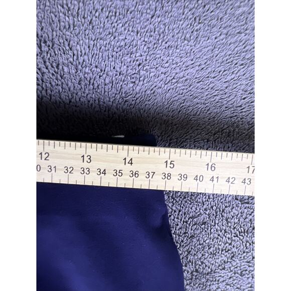 Chicos Weekends Ponte Knit Pull On Pants Size 6P Navy Blue Stretchy Tapered - Picture 8 of 10